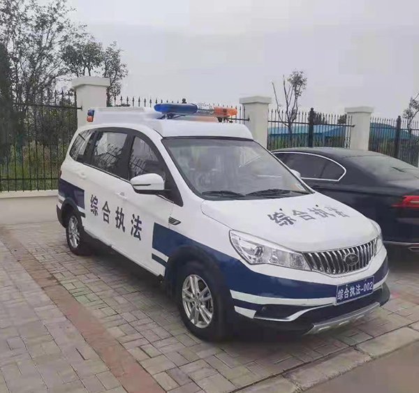 安徽淮北電動執(zhí)法車上崗(圖3)