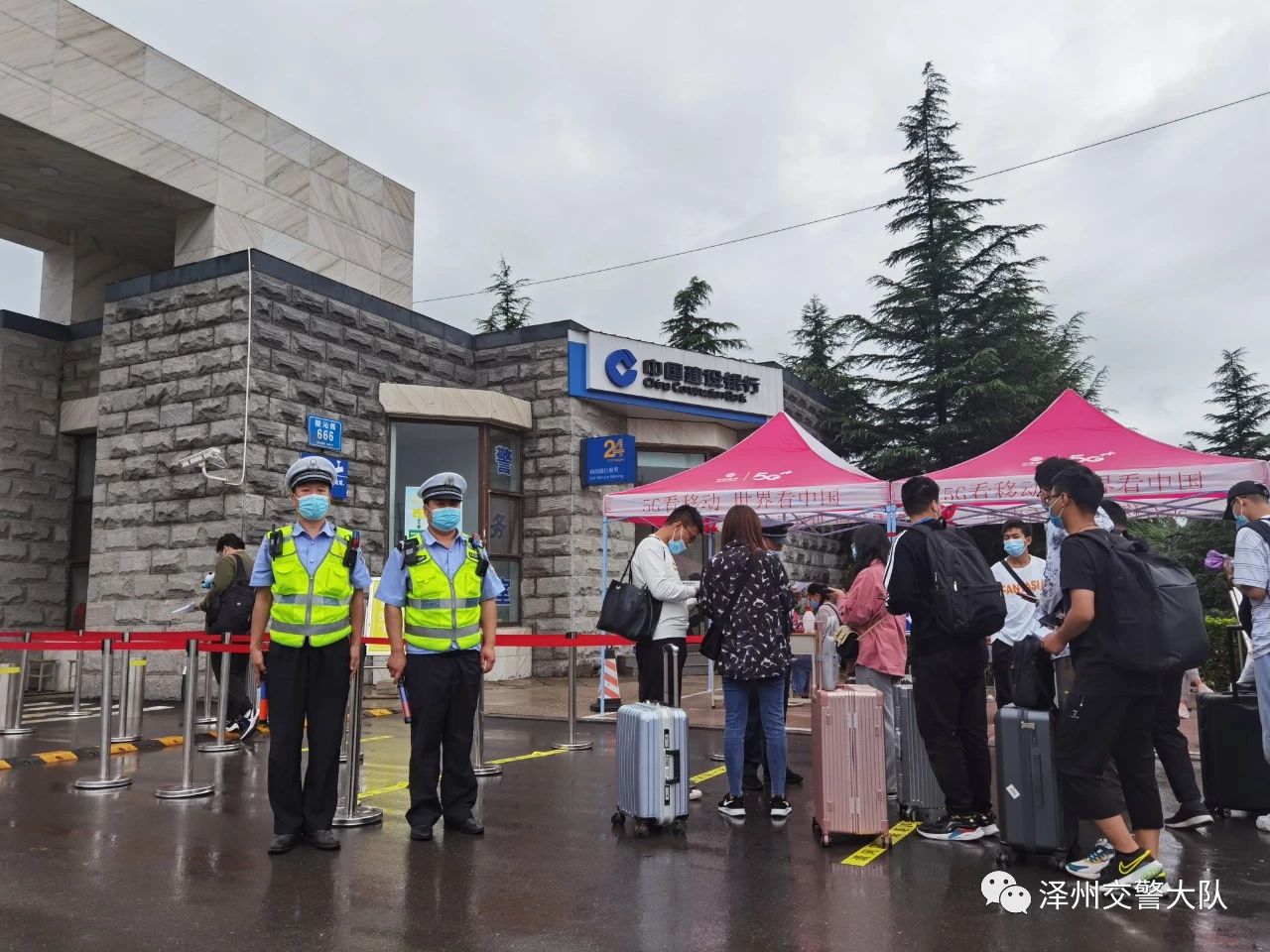 開學啦！澤州交警護航模式開啟，為學生保駕護航！(圖6)