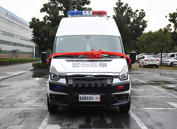 安徽馬鞍山市采購(gòu)警用防暴車(圖1)