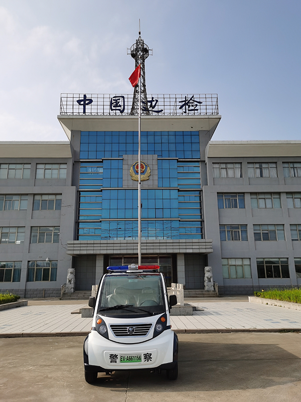 江蘇鹽城市電動(dòng)巡邏車(chē)上崗執(zhí)勤(圖1)