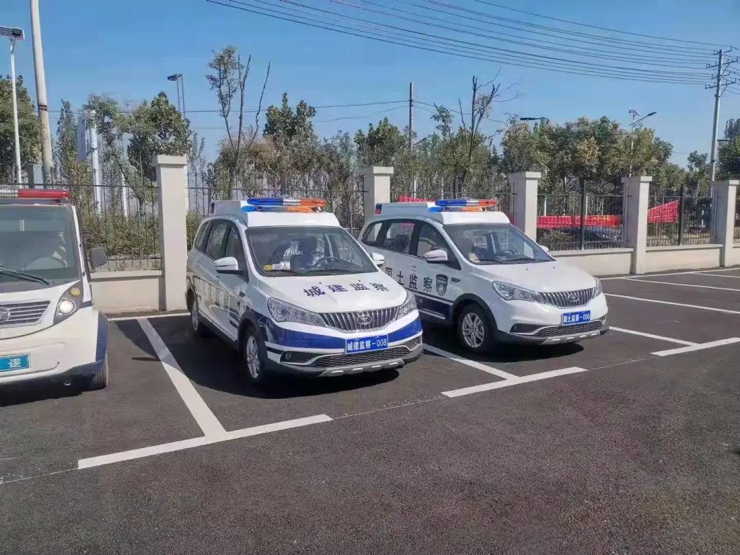 安徽淮北電動執(zhí)法車上崗(圖1) 安徽淮北電動執(zhí)法車上崗(圖1)