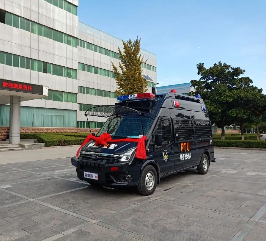 四川蒼溪縣采購(gòu)防暴指揮車(圖2) 四川蒼溪縣采購(gòu)防暴指揮車(圖2)