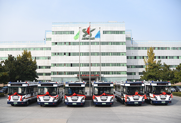 打造高效警務(wù)平臺 助力一方平安||安徽亳州采購6臺移動警務(wù)室(圖1) 打造高效警務(wù)平臺 助力一方平安||安徽亳州采購6臺移動警務(wù)室(圖1)