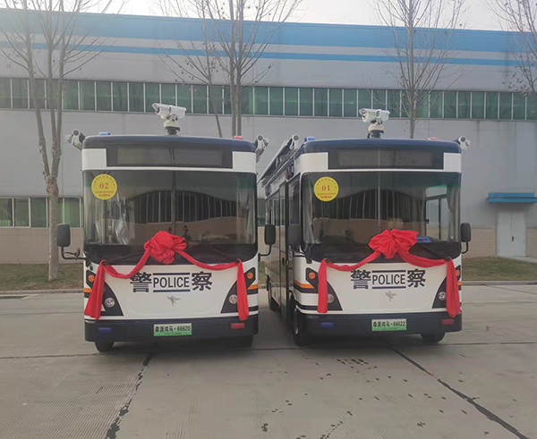 陜西西咸新區(qū)采購移動警務(wù)室上崗，推進街面警務(wù)新模式！(圖1)