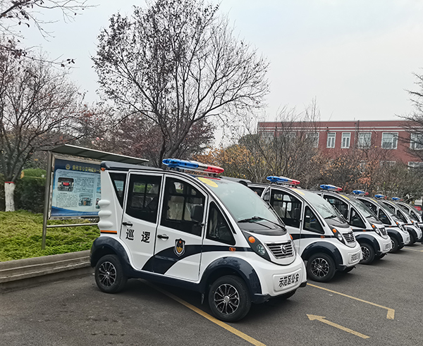 河南焦作電動巡邏車“上崗”||服務(wù)轄區(qū)更靈活更便捷(圖1) 河南焦作電動巡邏車“上崗”||服務(wù)轄區(qū)更靈活更便捷(圖1)
