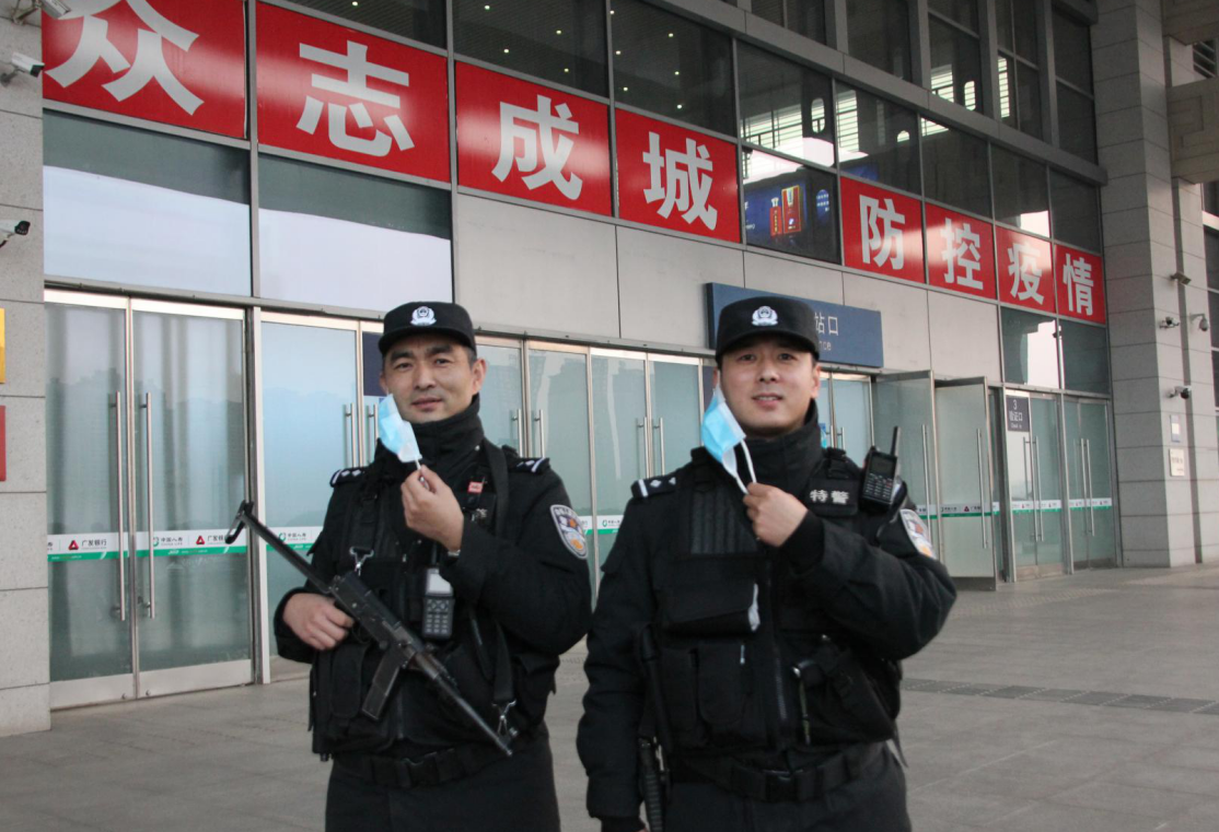 洛陽公安：口罩背后的微笑，是信心也是力量！(圖1)