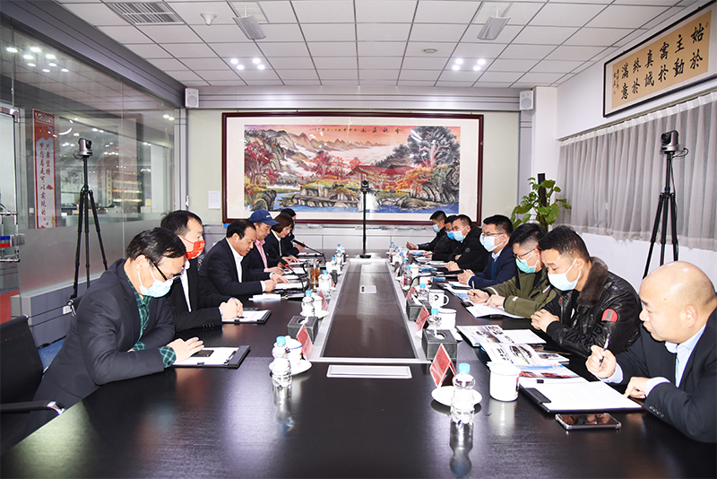 共克時(shí)艱 攜手共贏——森源鴻馬2022年度供應(yīng)商網(wǎng)絡(luò)大會(huì)成功召開(圖3) 共克時(shí)艱 攜手共贏——森源鴻馬2022年度供應(yīng)商網(wǎng)絡(luò)大會(huì)成功召開(圖3)