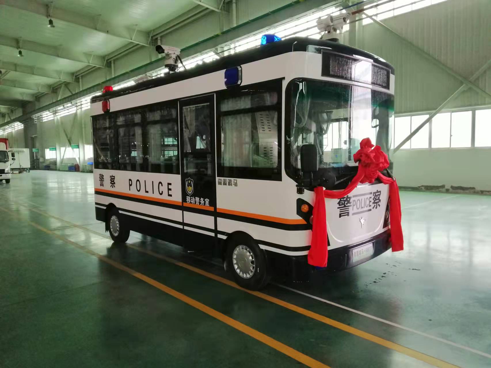 【護航冬奧】河南駐馬店采購移動警務(wù)室用實際行動為冬奧會加油助威！(圖3)