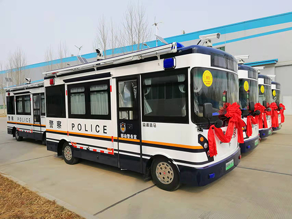 河南南陽(yáng)采購(gòu)移動(dòng)警務(wù)室 服務(wù)群眾“最后一公里”(圖3)