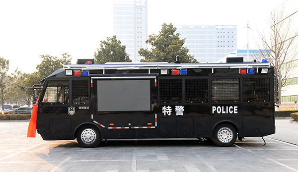 城市治安的“航空母艦”||安徽懷寧縣采購(gòu)移動(dòng)警務(wù)站(圖4)