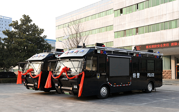 城市治安的“航空母艦”||安徽懷寧縣采購(gòu)移動(dòng)警務(wù)站(圖3)