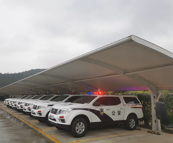 【科技強警】廣東江門警用多功能巡邏車為一線民警執(zhí)勤執(zhí)法添“利器”(圖3) 【科技強警】廣東江門警用多功能巡邏車為一線民警執(zhí)勤執(zhí)法添“利器”(圖3)