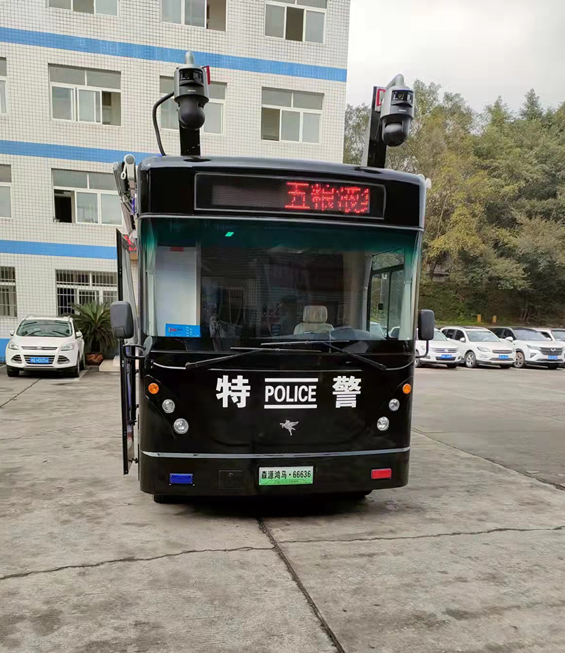 四川宜賓移動警務(wù)室列裝上崗||為治安管理注入新活力(圖2) 四川宜賓移動警務(wù)室列裝上崗||為治安管理注入新活力(圖2)