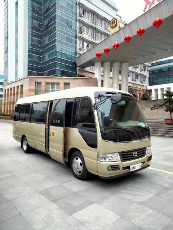 福建屏南縣警力輸送車上崗(圖1) 福建屏南縣警力輸送車上崗(圖1)