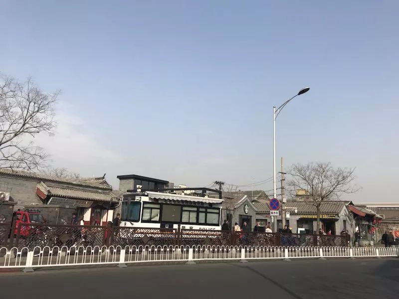 移動警務室開啟“智慧安?！弊o航兩會(圖5)