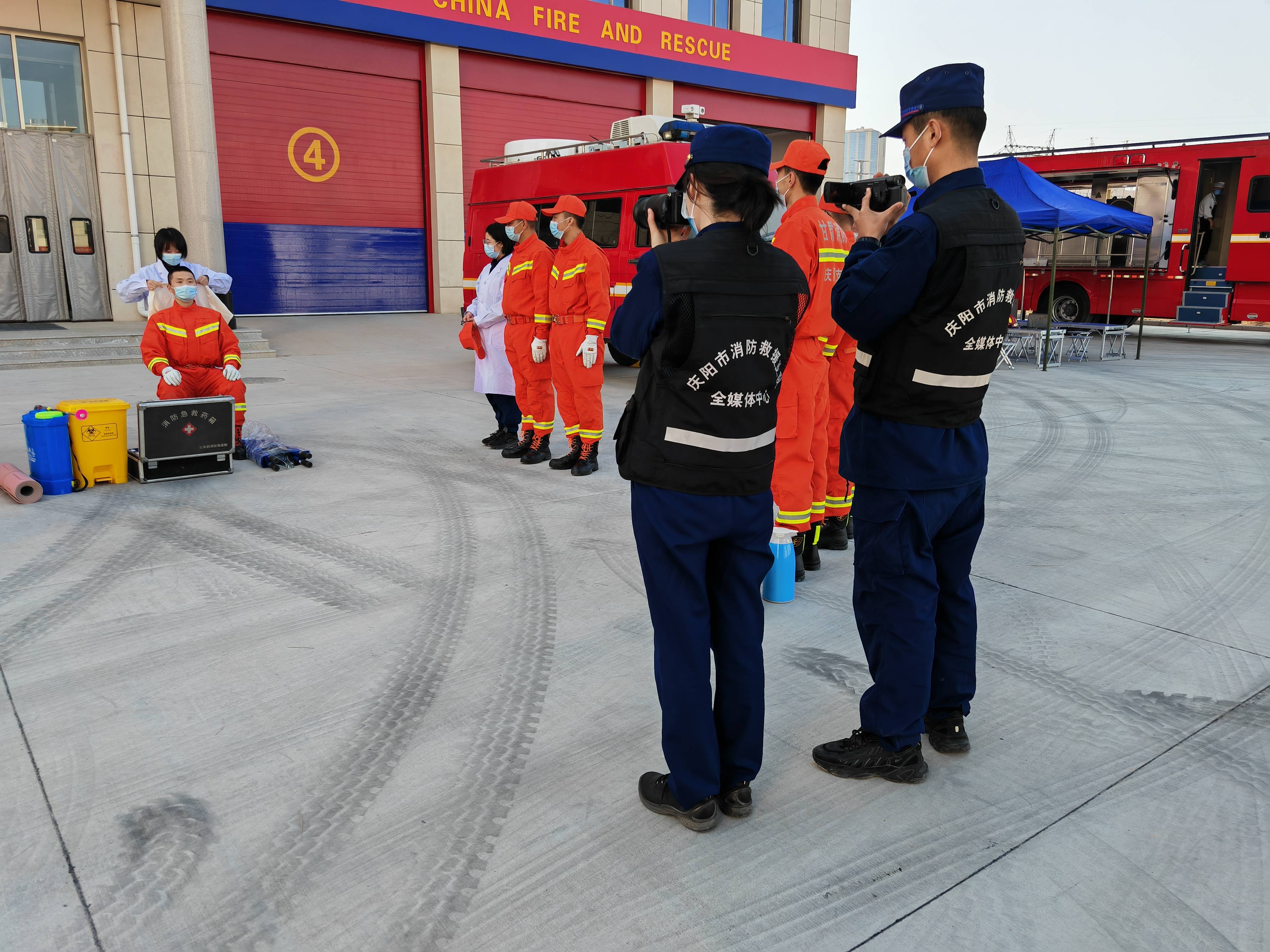 甘肅慶陽:消防救援支隊(duì)組織開展全勤指揮部拉動(dòng)演練 (圖5) 甘肅慶陽:消防救援支隊(duì)組織開展全勤指揮部拉動(dòng)演練 (圖5)