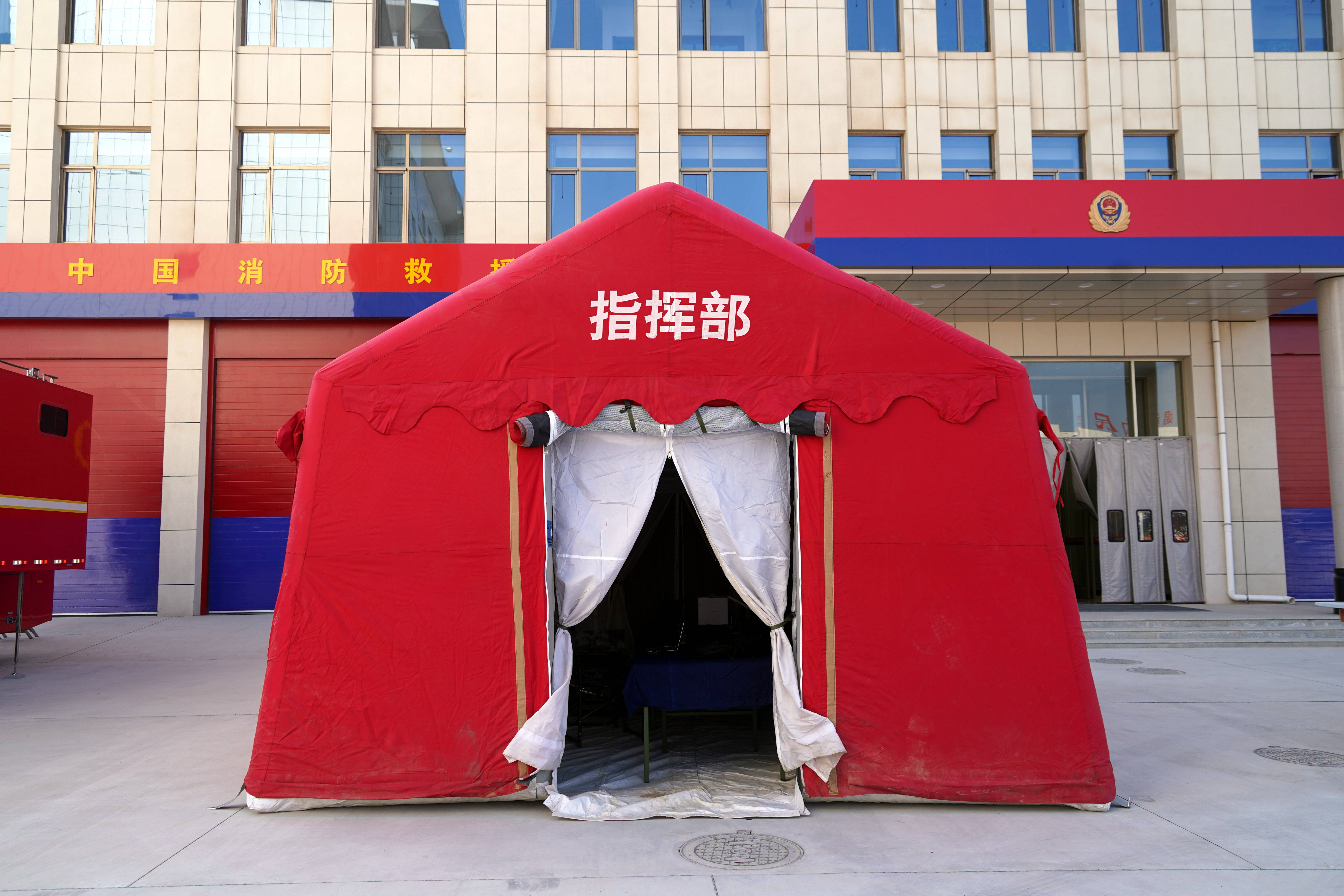 甘肅慶陽:消防救援支隊(duì)組織開展全勤指揮部拉動(dòng)演練 (圖8) 甘肅慶陽:消防救援支隊(duì)組織開展全勤指揮部拉動(dòng)演練 (圖8)
