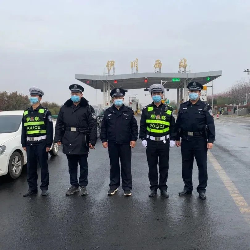 迎戰(zhàn)疫情“倒春寒”，豎起一道“藏藍色”屏障(圖3)