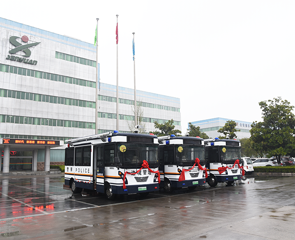 筑牢邊防安全防線||黑龍江黑河市采購移動警務(wù)室(圖3) 筑牢邊防安全防線||黑龍江黑河市采購移動警務(wù)室(圖3)