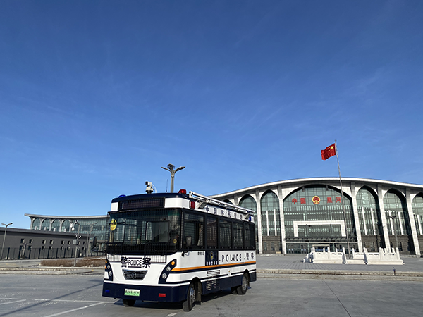 防疫高科技裝備  筑牢邊境安全線——黑河市移動警務平臺 守護中俄邊境(圖4)