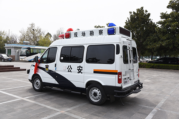 維穩(wěn)安民 保駕護(hù)航||內(nèi)蒙古杭錦后旗采購(gòu)現(xiàn)場(chǎng)勘察車(圖7) 維穩(wěn)安民 保駕護(hù)航||內(nèi)蒙古杭錦后旗采購(gòu)現(xiàn)場(chǎng)勘察車(圖7)
