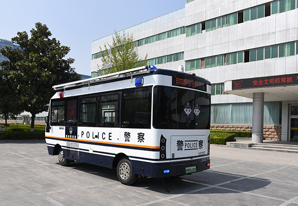 外防輸入 內(nèi)防反彈||海南澄邁縣采購(gòu)的移動(dòng)警務(wù)室(圖6) 外防輸入 內(nèi)防反彈||海南澄邁縣采購(gòu)的移動(dòng)警務(wù)室(圖6)