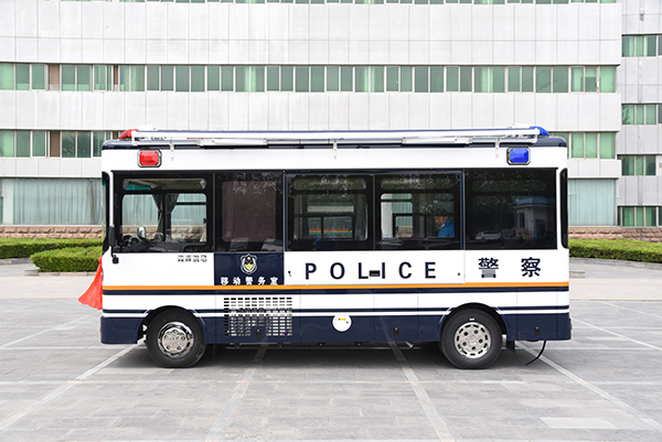 安徽安慶市采購(gòu)移動(dòng)警務(wù)室||為疫情防控再添翅膀(圖4) 安徽安慶市采購(gòu)移動(dòng)警務(wù)室||為疫情防控再添翅膀(圖4)