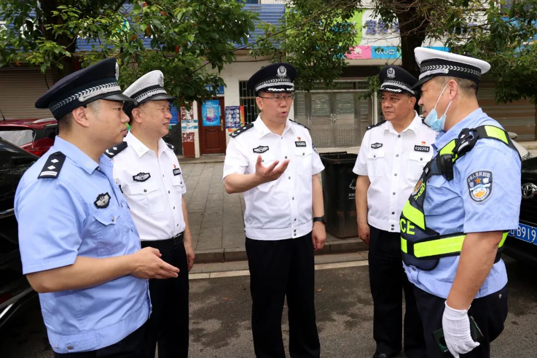平安衡陽(yáng)：端午安康 “警察藍(lán)”為您傾情守護(hù)！(圖5)
