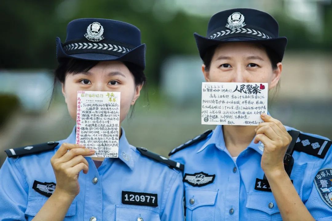 護航高考丨高考結(jié)束，鈴響，交卷！(圖6)