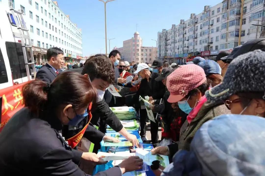 鄂溫克旗檢察院傾力守護(hù)老百姓錢袋子(圖4) 鄂溫克旗檢察院傾力守護(hù)老百姓錢袋子(圖4)
