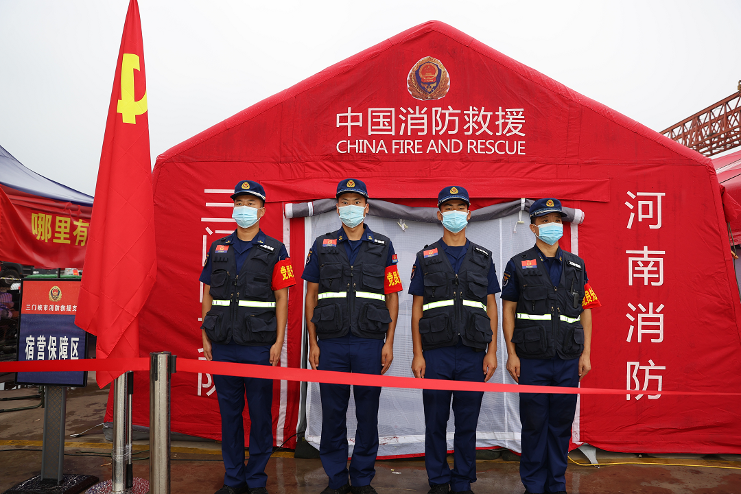 森源鴻馬智能方艙圓滿(mǎn)完成河南省抗洪搶險(xiǎn)跨區(qū)域綜合實(shí)戰(zhàn)拉練(圖3) 森源鴻馬智能方艙圓滿(mǎn)完成河南省抗洪搶險(xiǎn)跨區(qū)域綜合實(shí)戰(zhàn)拉練(圖3)