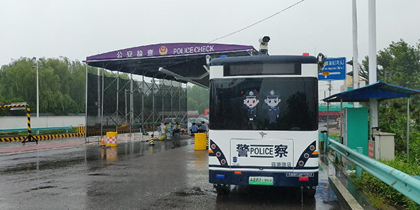 河北邯鄲智慧警務(wù)便民工作站上崗(圖2) 河北邯鄲智慧警務(wù)便民工作站上崗(圖2)