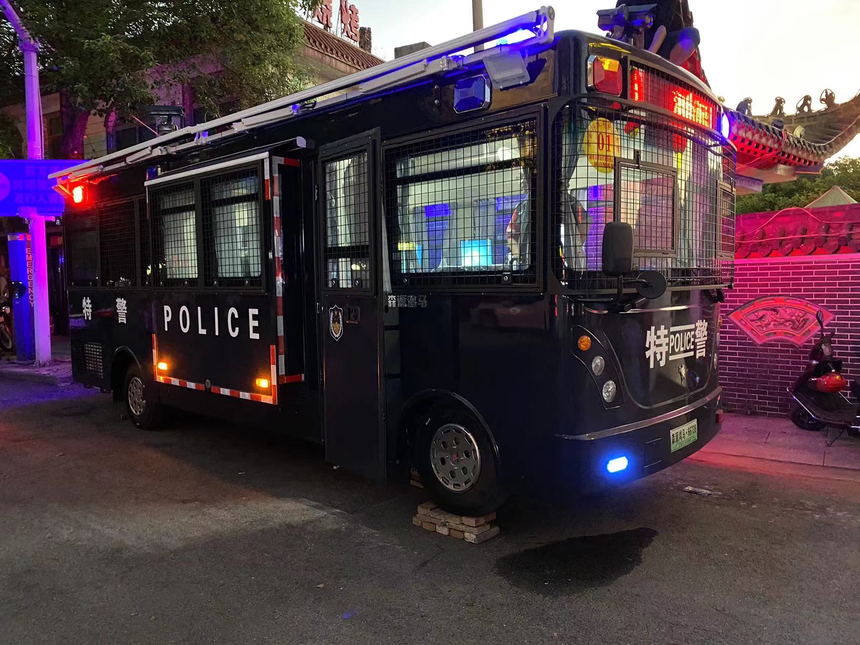 湖南衡陽智慧警務(wù)便民工作站上崗(圖3) 湖南衡陽智慧警務(wù)便民工作站上崗(圖3)