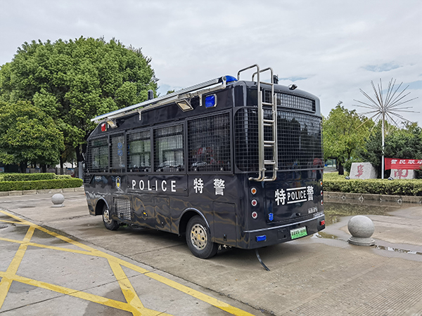 安徽阜南智慧警務(wù)便民工作站上崗(圖4) 安徽阜南智慧警務(wù)便民工作站上崗(圖4)
