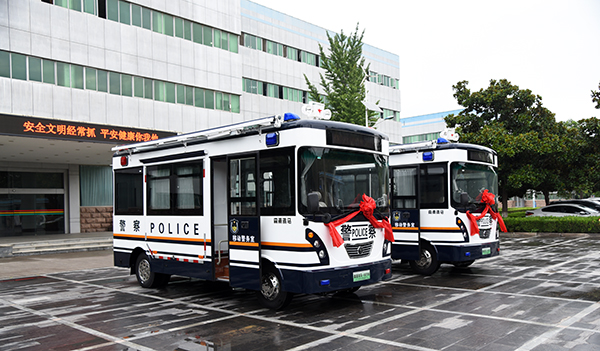 安全感倍增！||江蘇金湖縣采購智慧警務(wù)便民工作站(圖2)