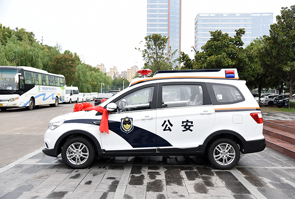 四川廣元市采購電動巡邏車(圖5) 四川廣元市采購電動巡邏車(圖5)