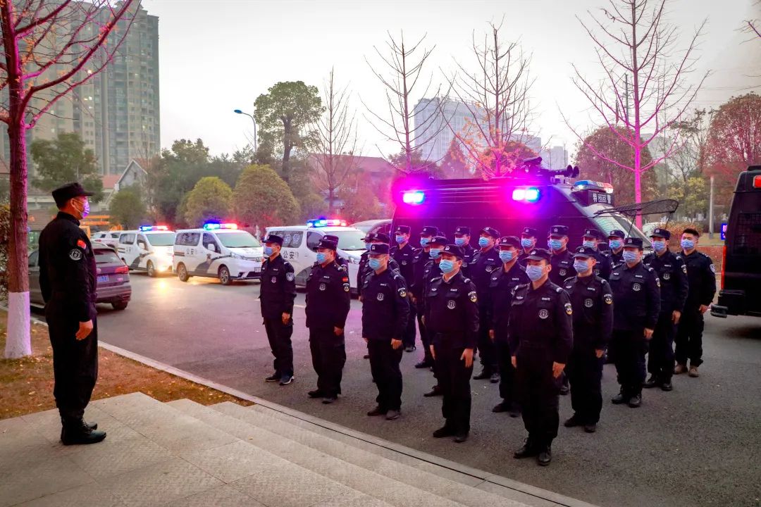 全警動員，全力以赴，在疫情防控一線彰顯公安擔當(圖2)