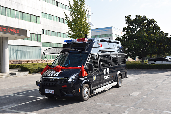 護(hù)航二十大 科技保平安||安徽界首市采購(gòu)防暴運(yùn)兵車(圖2) 護(hù)航二十大 科技保平安||安徽界首市采購(gòu)防暴運(yùn)兵車(圖2)