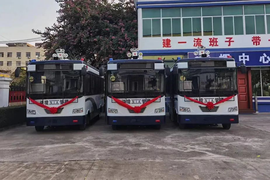再添“新力量”！崇左邊境管理支隊舉行警用裝備配發(fā)儀式(圖4)