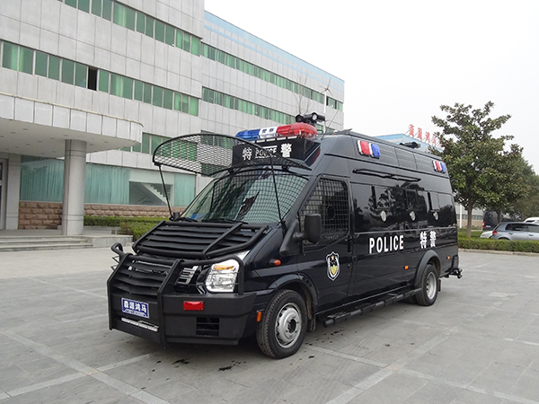 科技強警持續(xù)發(fā)力||森源鴻馬防暴巡邏車守護平安(圖2) 科技強警持續(xù)發(fā)力||森源鴻馬防暴巡邏車守護平安(圖2)