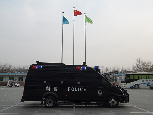 科技強警持續(xù)發(fā)力||森源鴻馬防暴巡邏車守護平安(圖3) 科技強警持續(xù)發(fā)力||森源鴻馬防暴巡邏車守護平安(圖3)