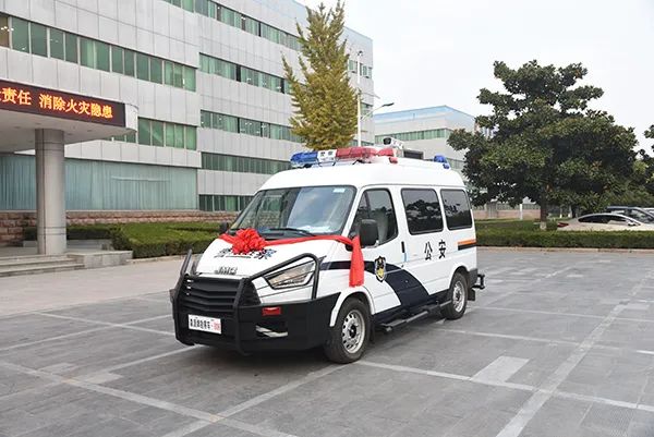 交通管理的忠誠鐵衛(wèi)||森源鴻馬事故勘察車(圖3) 交通管理的忠誠鐵衛(wèi)||森源鴻馬事故勘察車(圖3)