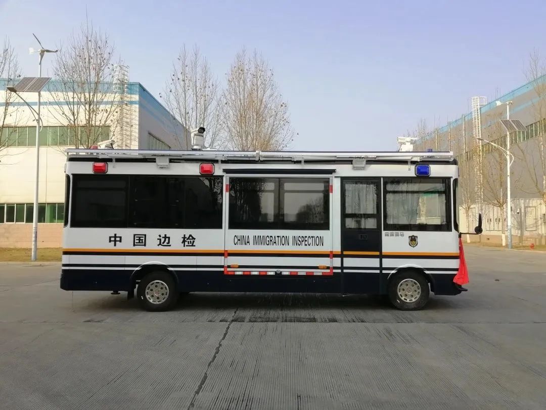 森源鴻馬智慧警務(wù)便民工作站發(fā)往山東(圖4) 森源鴻馬智慧警務(wù)便民工作站發(fā)往山東(圖4)