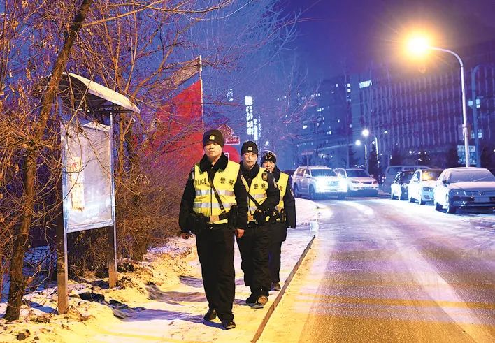 森源鴻馬移動警務室||直抵人心的“大平安” 守護你我的“真幸?！?圖2)