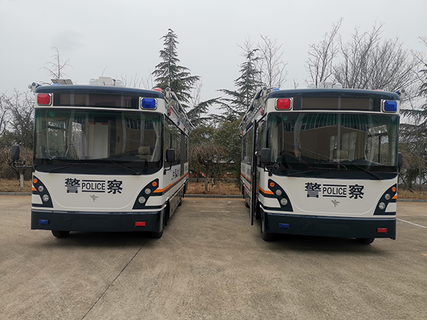 山東移動(dòng)邊檢站上崗執(zhí)勤(圖1) 山東移動(dòng)邊檢站上崗執(zhí)勤(圖1)