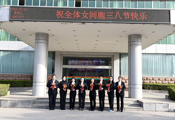 鮮花添香 魅力巾幗||森源鴻馬慶祝三八婦女節(jié)(圖13) 鮮花添香 魅力巾幗||森源鴻馬慶祝三八婦女節(jié)(圖13)