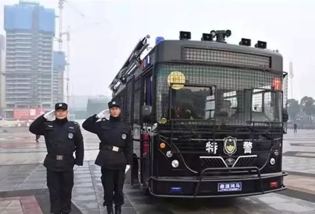 建立智慧警務(wù)服務(wù)站 護航發(fā)展保平安(圖8) 建立智慧警務(wù)服務(wù)站 護航發(fā)展保平安(圖8)