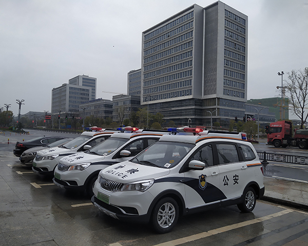 森源鴻馬藍精靈電動巡邏車即將“服役”江西(圖2) 森源鴻馬藍精靈電動巡邏車即將“服役”江西(圖2)