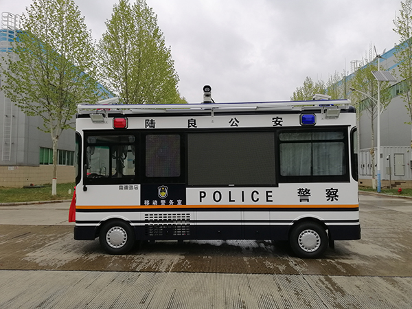 森源鴻馬流動警務車發(fā)往云南(圖4) 森源鴻馬流動警務車發(fā)往云南(圖4)