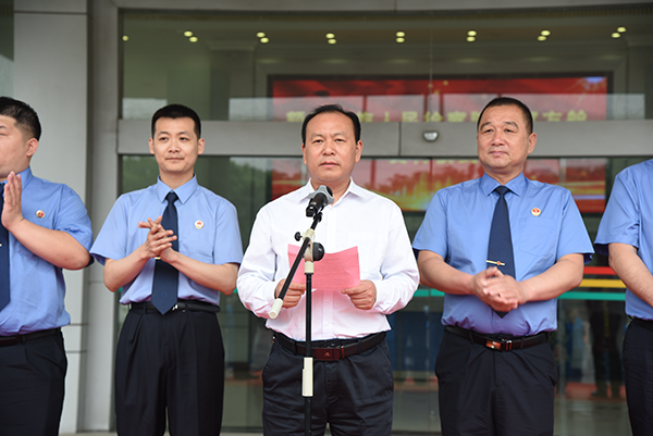 公益訴訟新利器 送法服務(wù)新載體—額濟(jì)納旗人民檢察院“檢察方艙”正式交付(圖3) 公益訴訟新利器 送法服務(wù)新載體—額濟(jì)納旗人民檢察院“檢察方艙”正式交付(圖3)